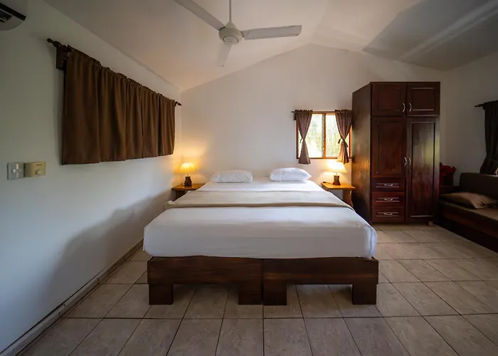 Del Sol Boutique 3*