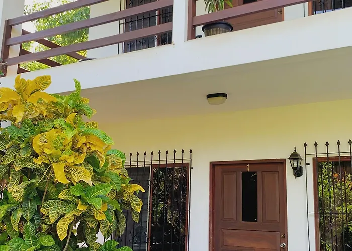 Del Sol Boutique 3*