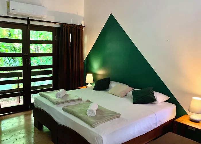 Del Sol Boutique 3*